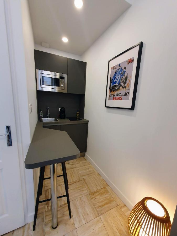 Appartement Premium Dans Une Belle Demeure - Hyper Centre-Ville De Реймс Екстер'єр фото